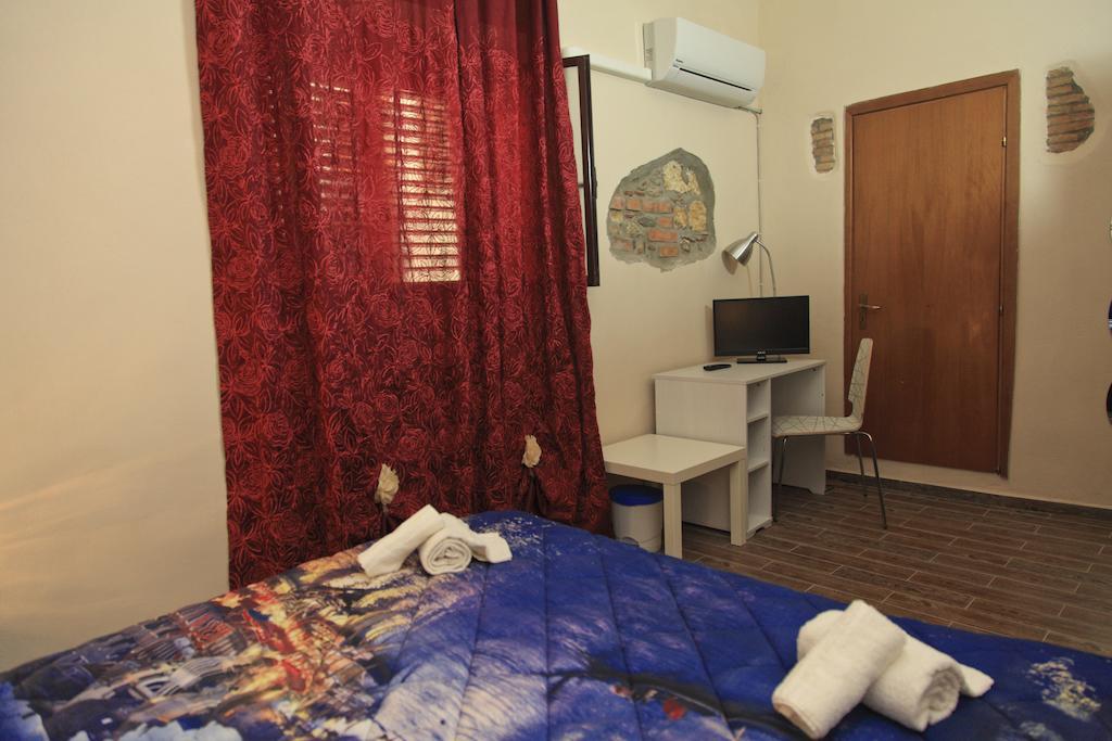 Madema B&B เชฟาลู ภายนอก รูปภาพ